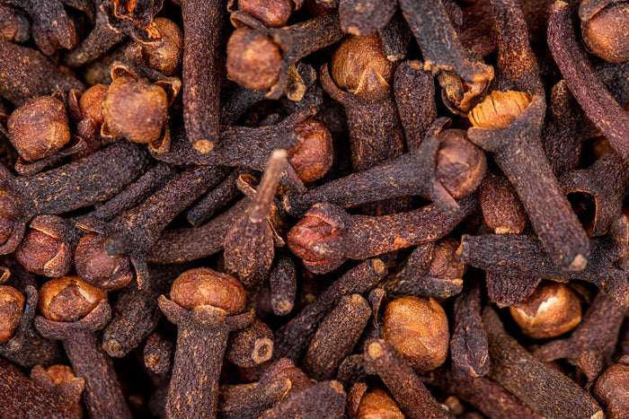 Why High Oil Cloves Make a Massive Difference in Tea and Cooking
