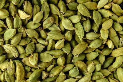 Premium green cardamom pods from Ceylera